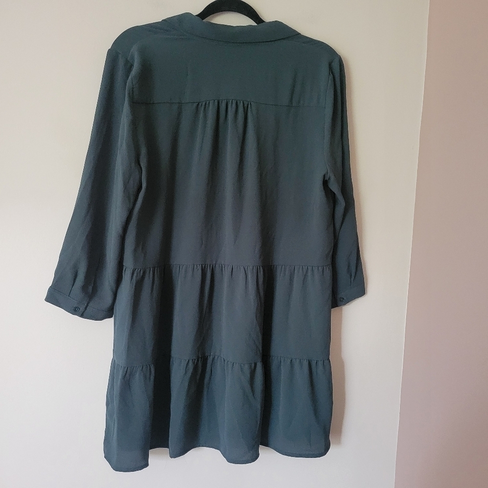 Reitmans Tiered 3/4 Sleeve Babydoll Tunic Shirt in Deep Forest Green Size Large - Picture 2 of 8